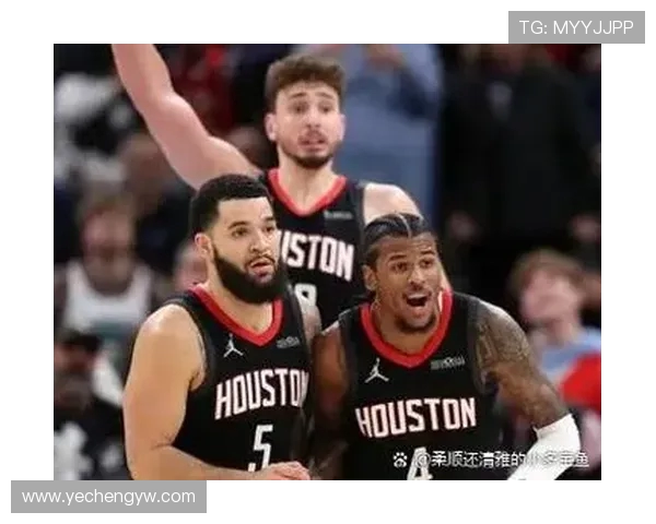 火箭队中锋战力比拼与战术作用分析