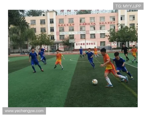 足球比赛中的战术转型与创新打法 足球比赛中的战术转型与创新打法