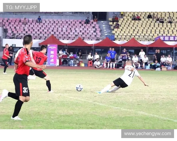 足球赛事的组织与商业化运营