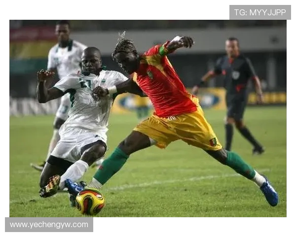 非洲杯足球风暴技术与力量的角力 非洲杯足球风暴技术与力量的角力