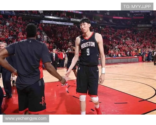 美国NBA火箭队球员周琦赛季表现分析