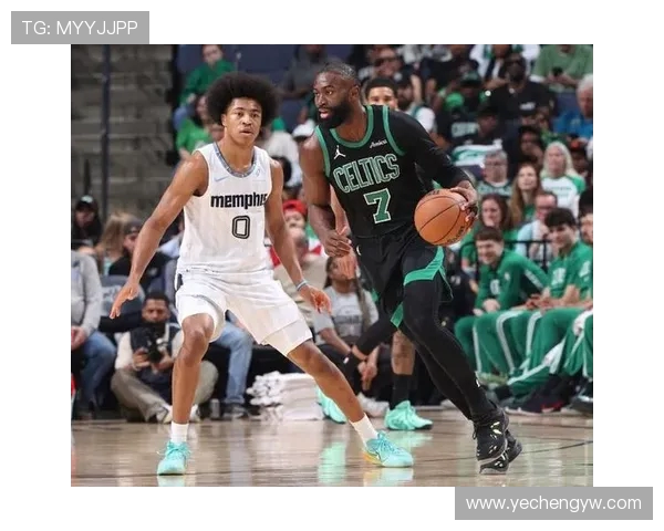 武切维奇赞杰伦布朗场上场下的支持与沟通能力超乎预期